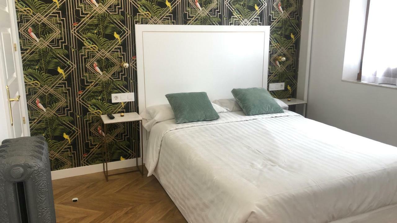 Suites Casa Luben Леон Екстериор снимка